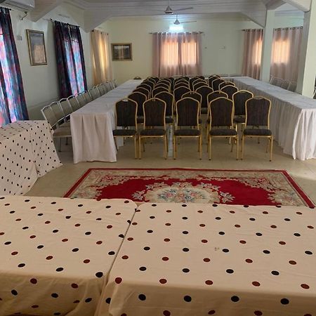 Hotel Paradialaw Dakar Buitenkant foto
