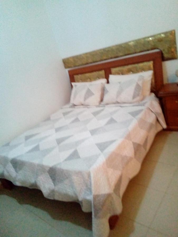 Hotel Paradialaw Dakar Buitenkant foto