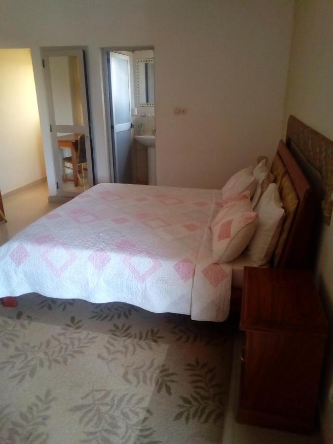 Hotel Paradialaw Dakar Buitenkant foto
